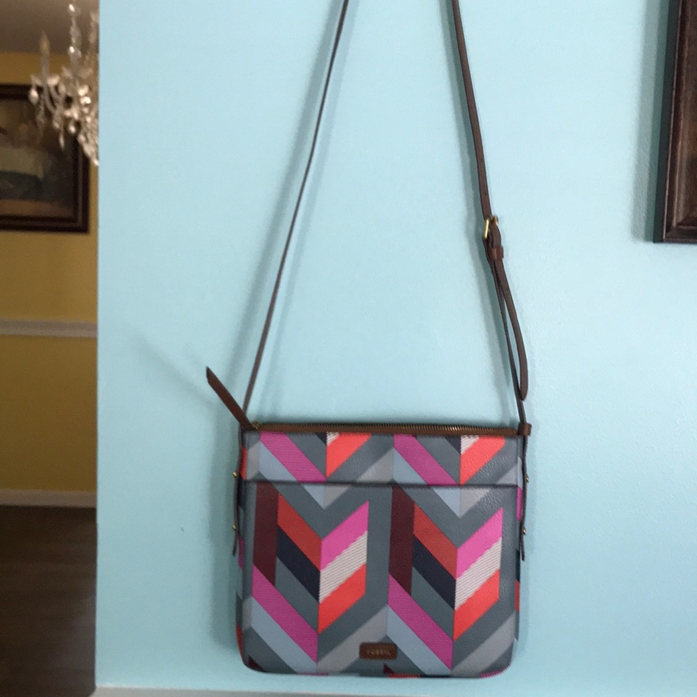 Almost new, Fossil multicolor crossbody purse
